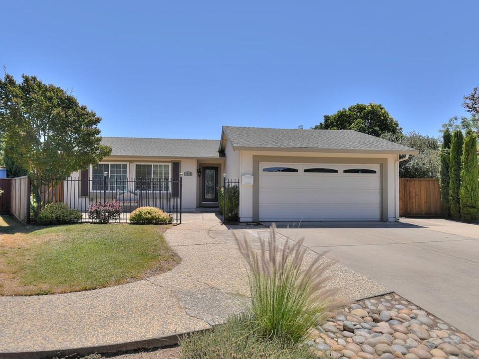 1st image of 1570 Peppertree Ct