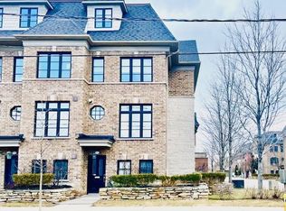 835A Oxford St, Toronto, ON M8Z0B3