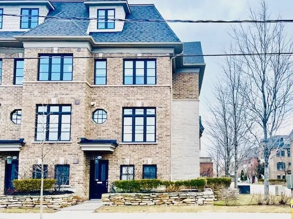 835A Oxford St, Toronto, ON M8Z 0B3