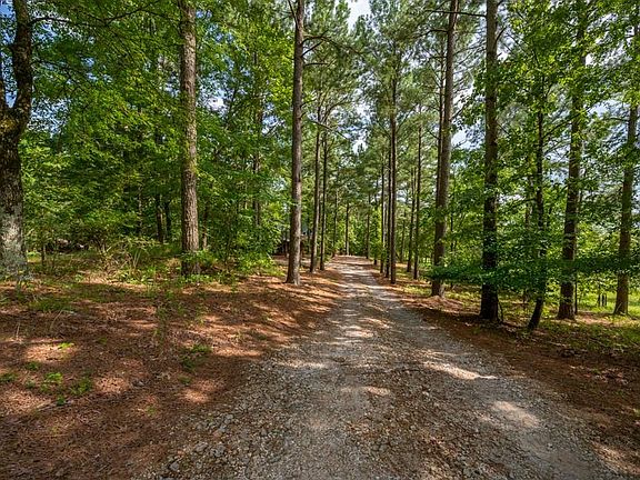 5th image of 406 Southern Hills Cir