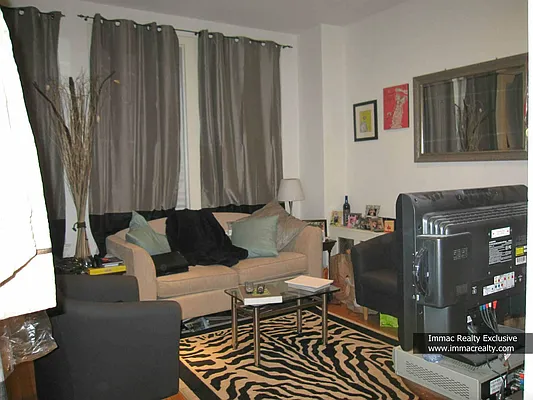 Rented by Immac Realty | media 30