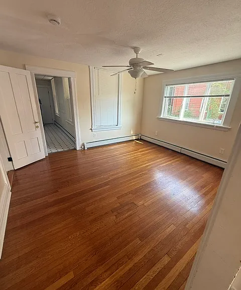 18 Lancaster St #1R — Photo 1