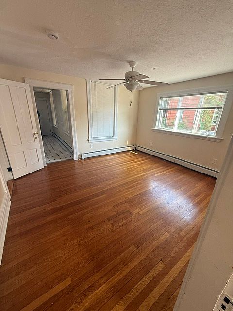 1st image of 18 Lancaster St APT 1R