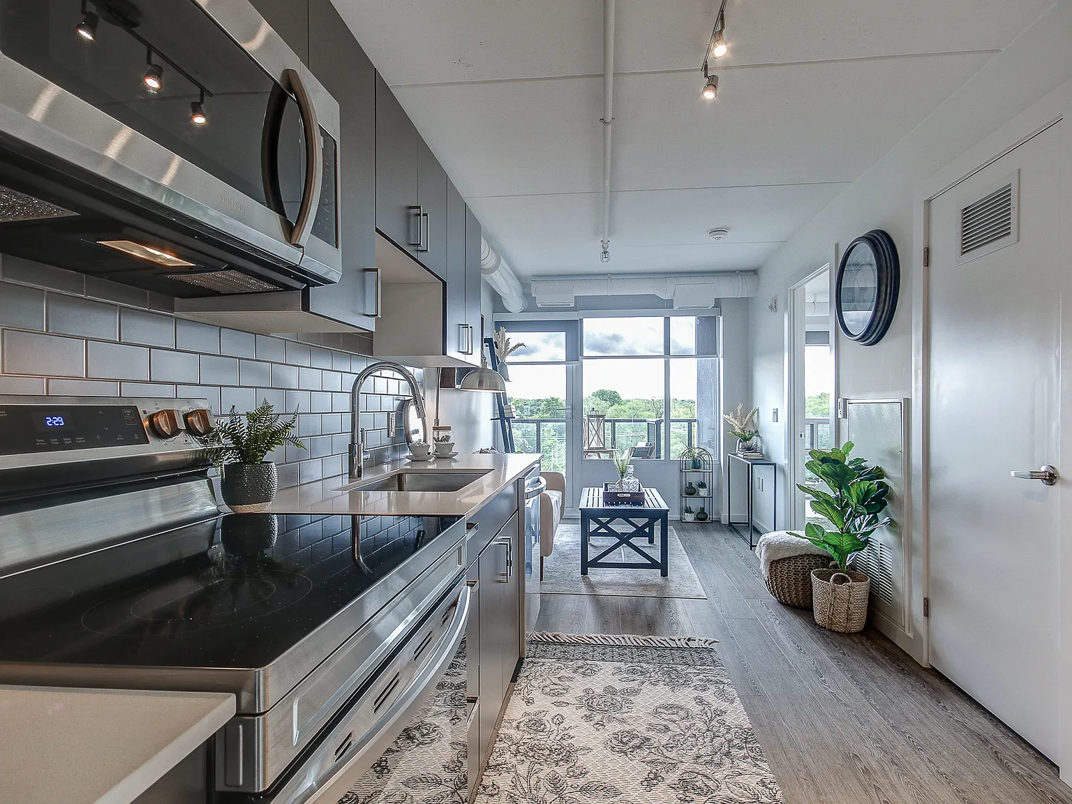 The Woodside, Highland Suites — Photo 4