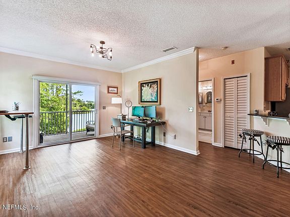 3rd image of 10000 GATE Parkway #1522