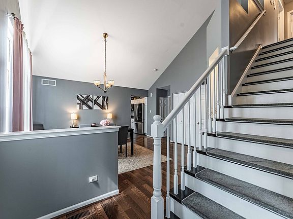 3rd image of 4618 Edinburgh Ct