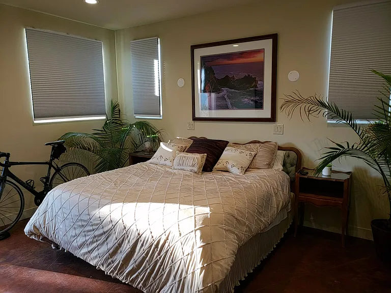 2296 Holly Dr — Photo 12