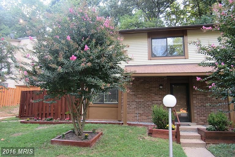 1st image of 10675 Oak Thrush Ct