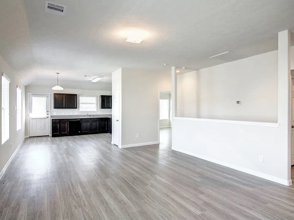 12724 Rio Lindo St
