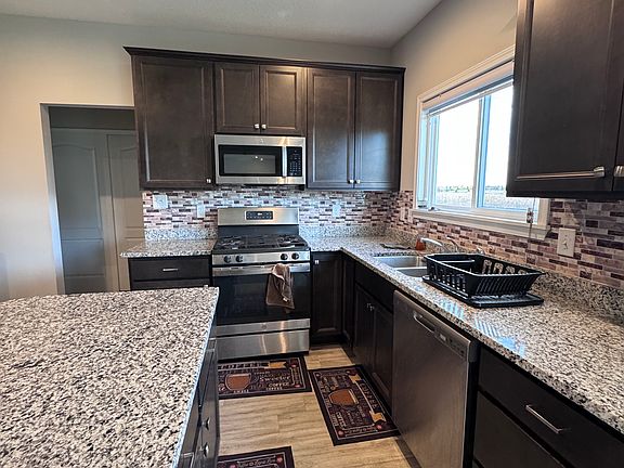 5th image of 5508 Woods Pointe Dr