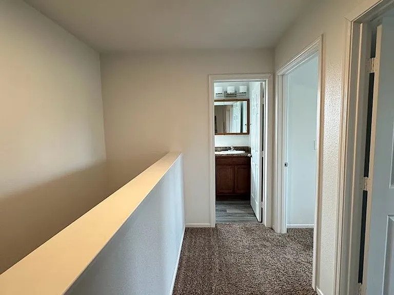 lakeside825 — Photo 11