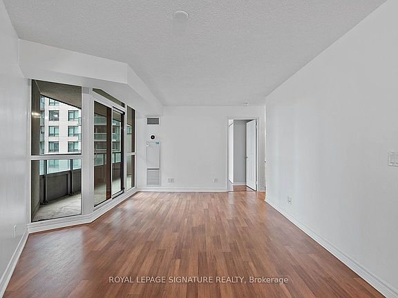 2nd image of 19 Grand Trunk Cres #801