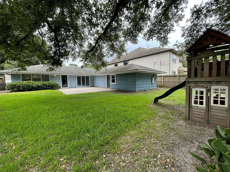 3229 Westridge St — Photo 26