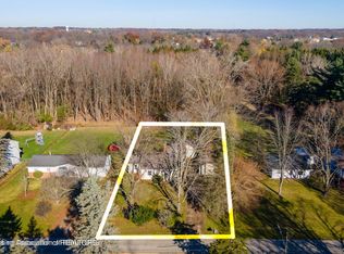 2050 Raby Rd, Haslett, MI 48840