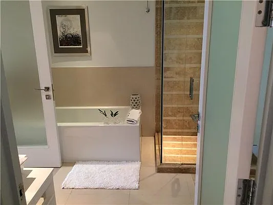 Sold by R New York | media 11