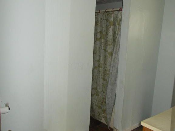 4th image of 746 Washington Ave