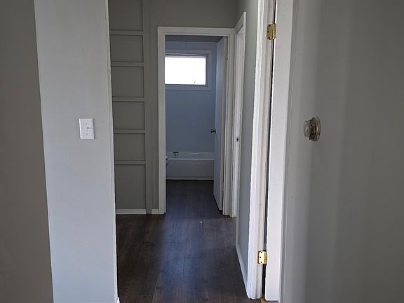 3rd image of 35 Kaydon Dr