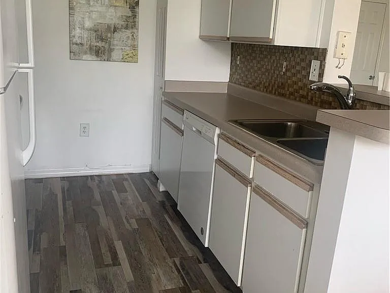 131 SW 117th Ave #8304 — Photo 9