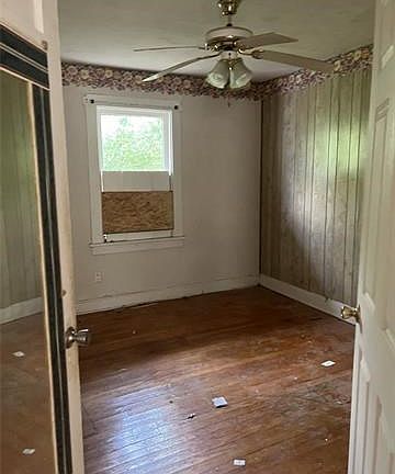 4th image of 7000 Jackson Ave