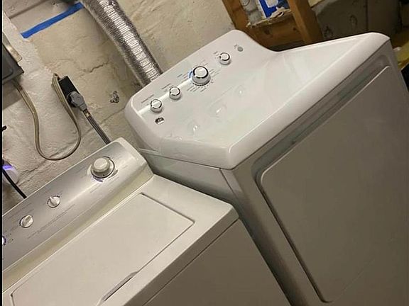 shared washer/dryer
