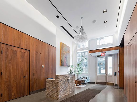 3rd image of 52 Lispenard St #1/2