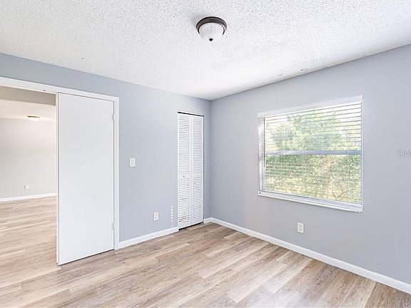 5th image of 8427 N 39th St APT 1
