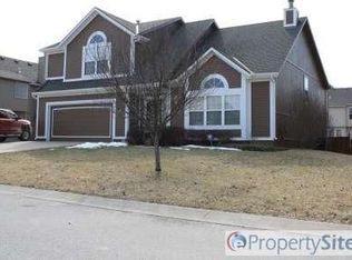 1303 N 2nd St E, Louisburg, KS 66053