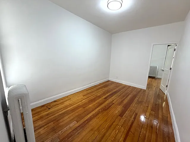 3414 42nd St #3R — Photo 11