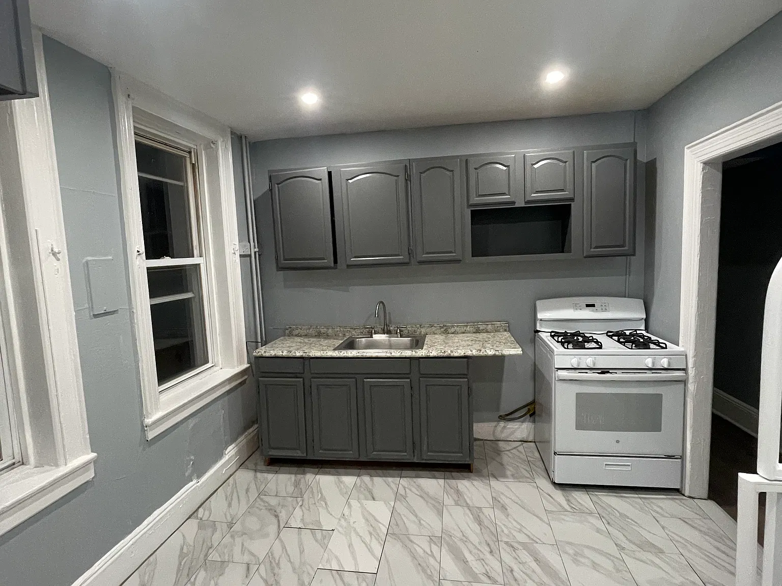 351 Forrest St — Photo 4