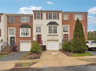 115 N Oak St, Freemansburg, PA 18017