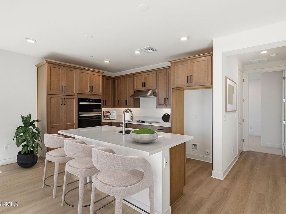 1st image of 2121 W Sonoran Desert Drive #114