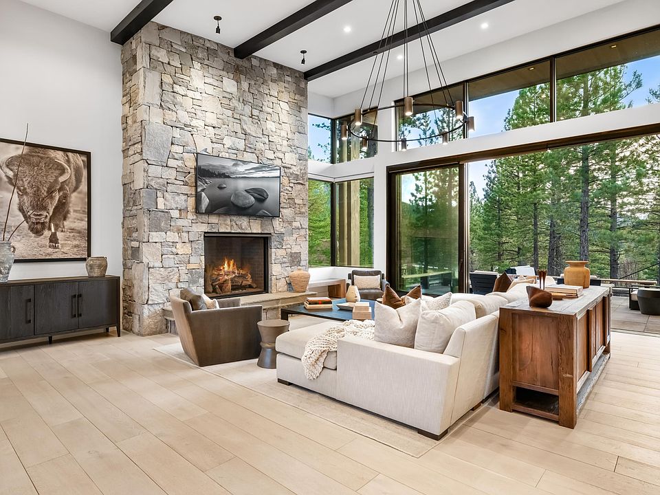 1st image of 7750 Lahontan Dr