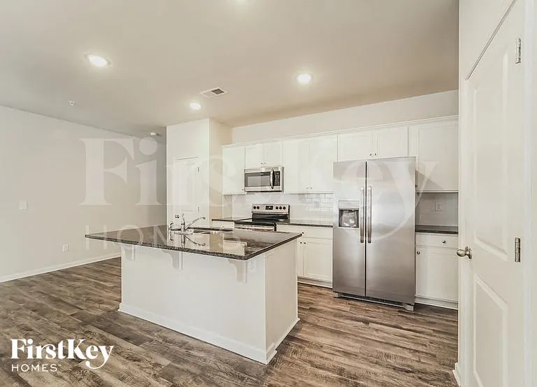 9417 Village View Ct NW — Photo 5