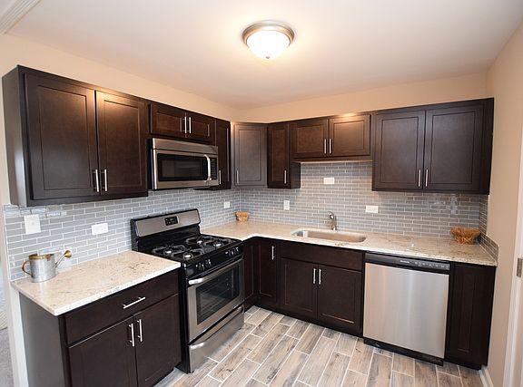 2nd image of 16016 Haven Ave