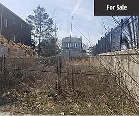 1st image of 1981 Crotona Avenue