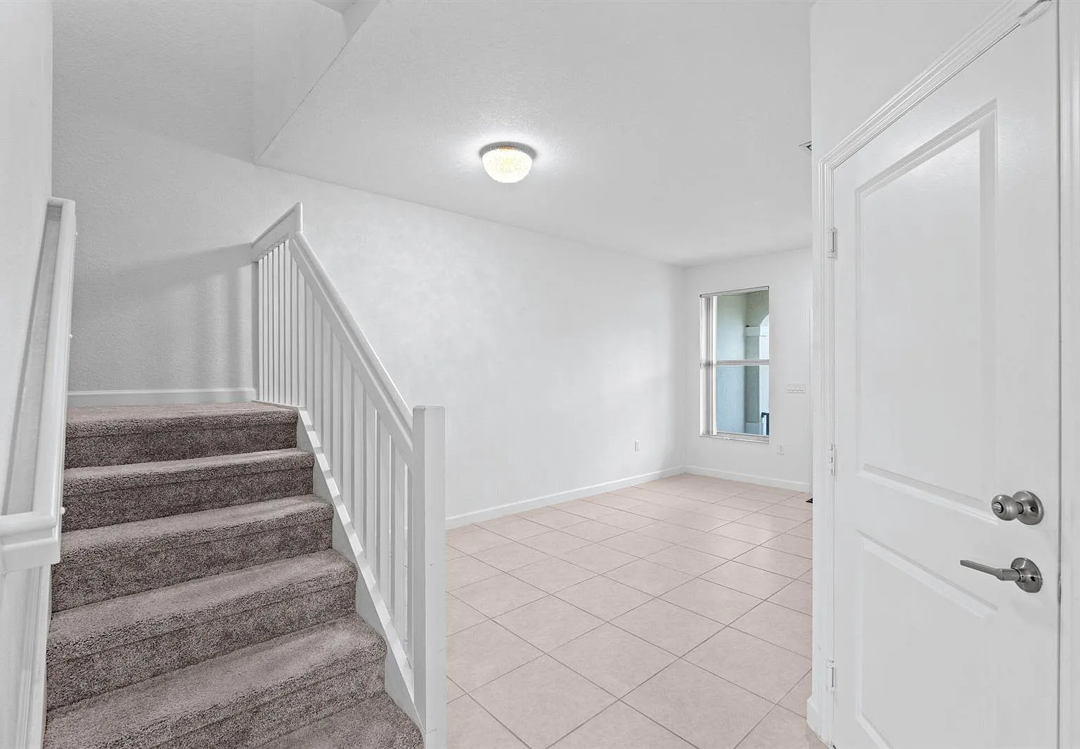 5515 Nw 27th St - 5515 Nw 27th Street St Lauderhill, Fl 33313 — Photo 4