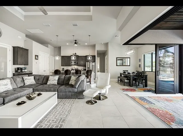 2011 SW 29th Ter — Photo 25