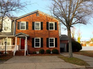 2 N Valasia Rd, Poquoson, VA 23662
