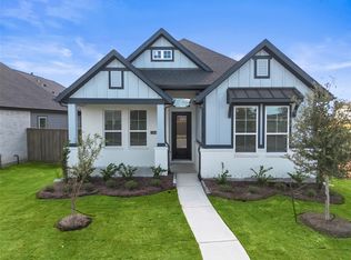 11914 N Pavillion Dr, Mont Belvieu, TX 77523