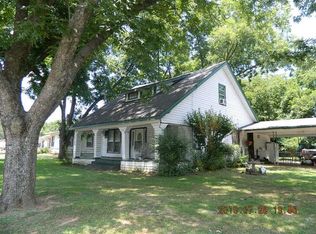 608 W Buchanan St, Clarksville, AR 72830