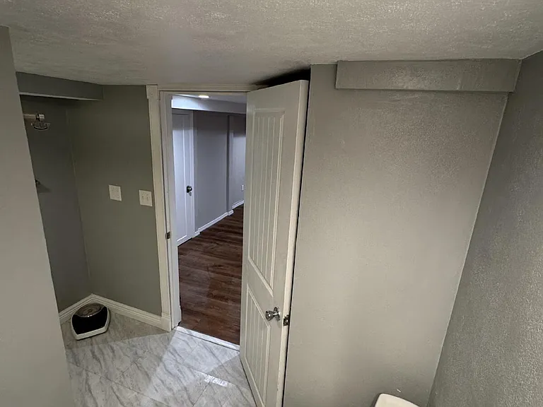 3027 W Cleveland Ave — Photo 9
