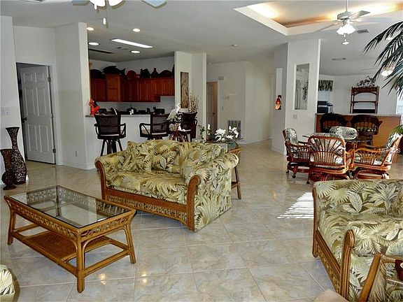 4th image of 5106 Island View Cir N