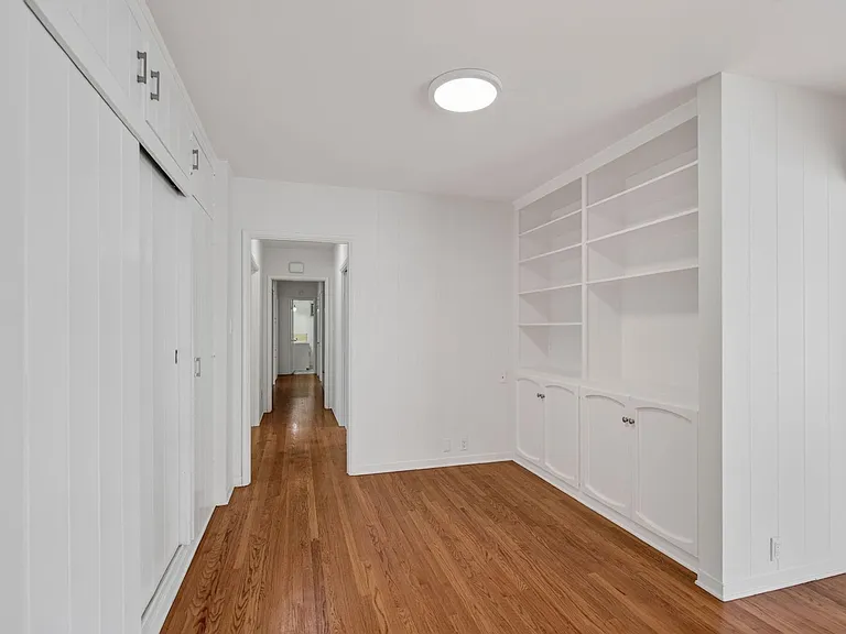 4260 Maplewood Pl — Photo 8