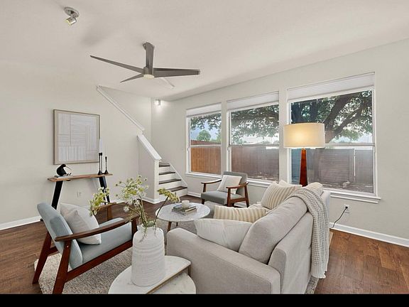 Living Room 7