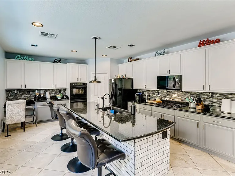 1149 Jerez Ct — Photo 8