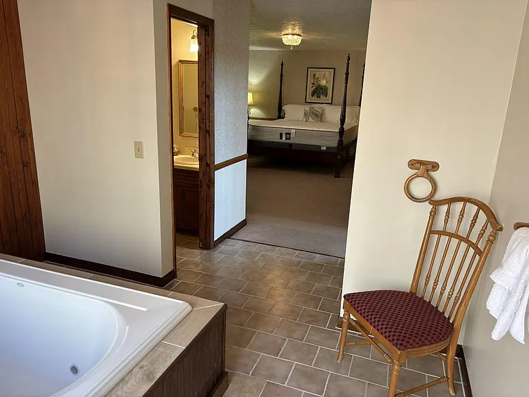 417 Chalet Village Ln #417 — Photo 9