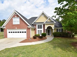 464 Willowwind Dr, Loganville, GA 30052