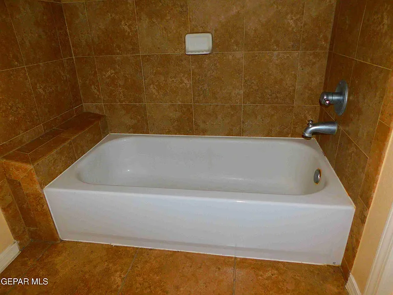 11233 Red Barrel Pl — Photo 45