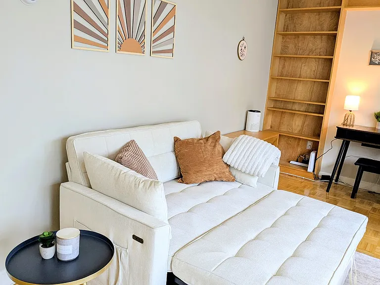 12 Inman St #33 — Photo 4