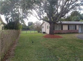 10100 SW 111th St, Miami, FL 33176